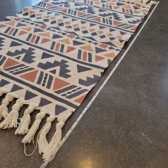 Geometric Patterned Rug with Tassels Boho Bath Mat Rug - Picture 6 of 7